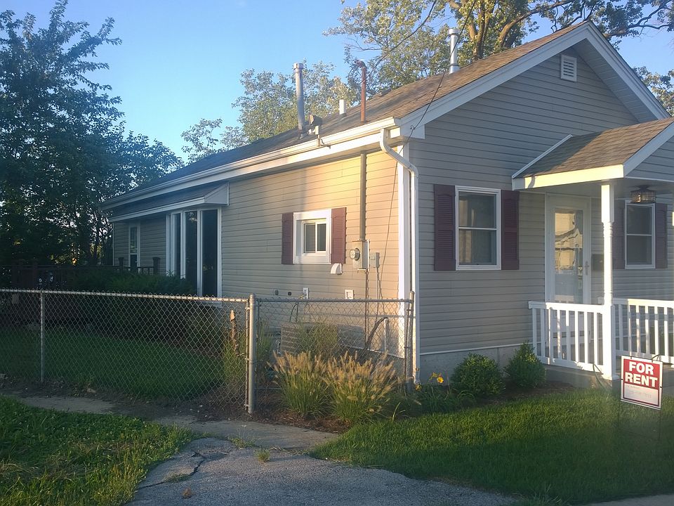 Front of House 2