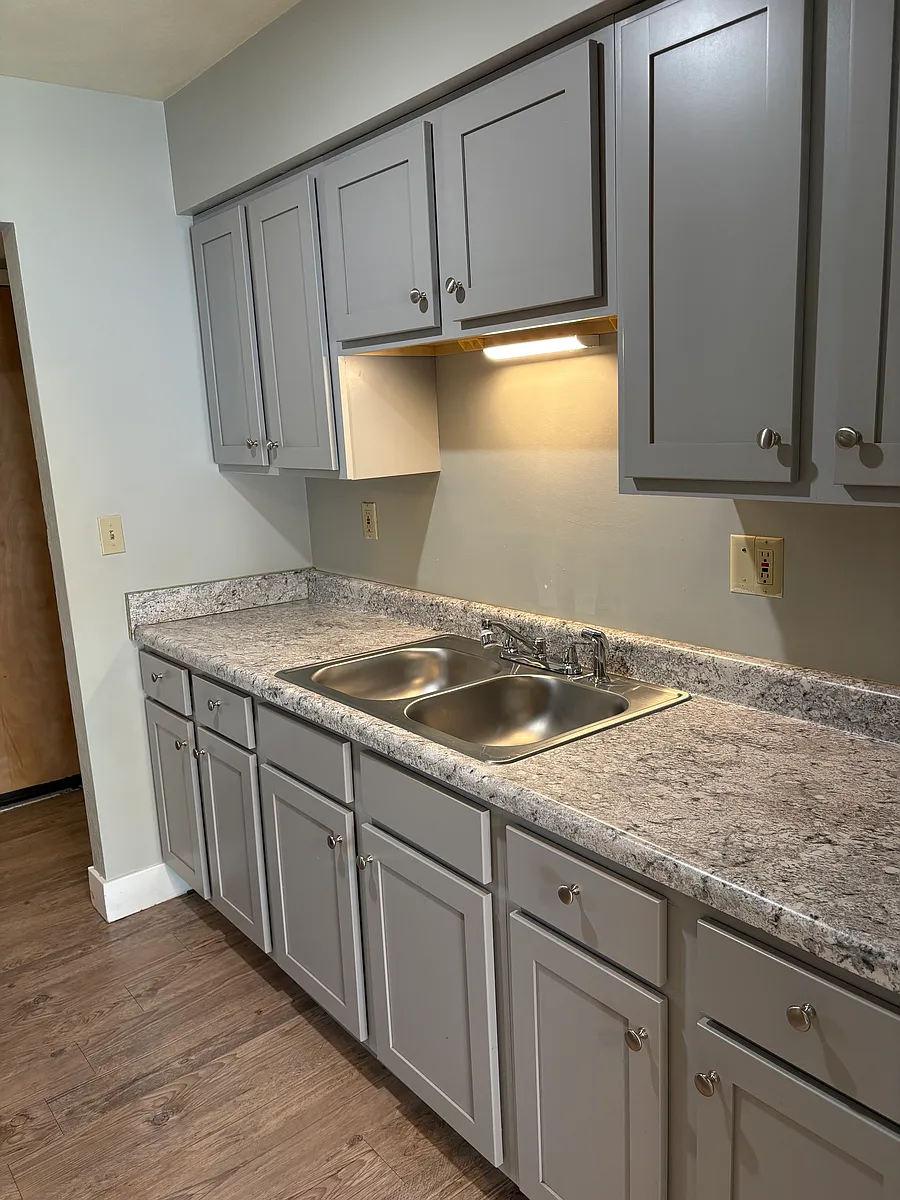 Building Photo - 4028 N Illinois Ave #8