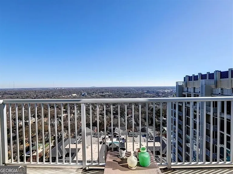 855 W Peachtree St NE #2413 — Photo 19