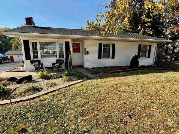 305 S Hillcrest St, Fort Branch, IN 47648