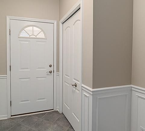5th image of 2976 Hunley Dr