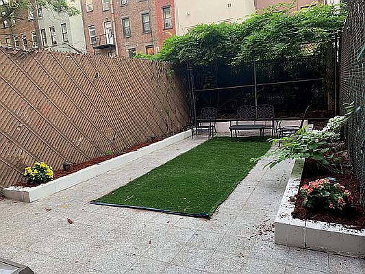 1st image of 135 W 122nd St