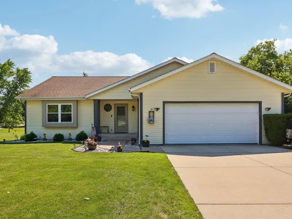 7710 S Chapel Hill DRIVE, Franklin, WI 53132