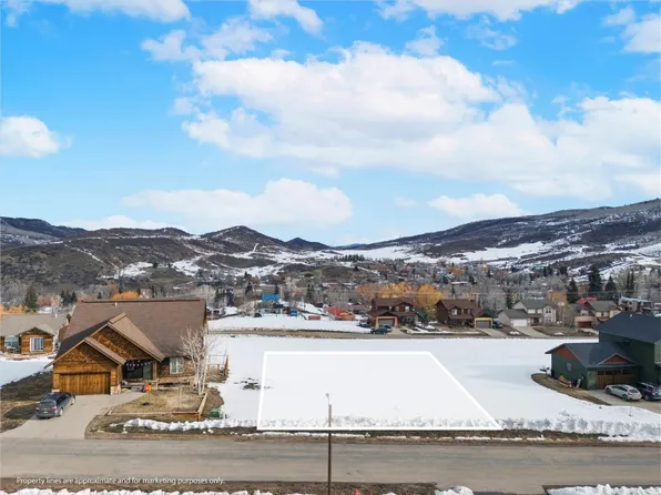 108 Oak Ridge Circle, Oak Creek, CO 80467