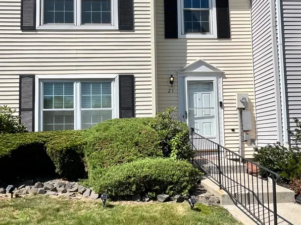 21 Byrne Ln W, Sayreville, NJ 08872