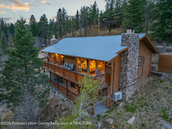 207 W Riverside Dr, Ruidoso, NM 88345