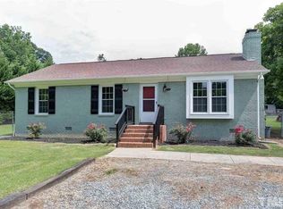 4104 James Mill Ct, Apex, NC 27539