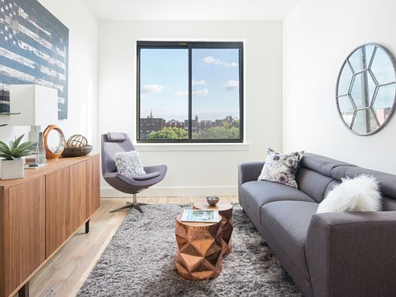 2nd image of 818 Lexington Ave #4P
