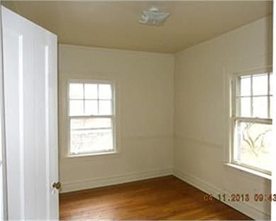 5th image of 153 S 15th Ave