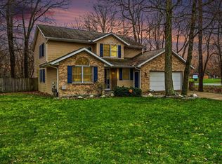 5790 Sandy Cove Dr, Kalamazoo, MI