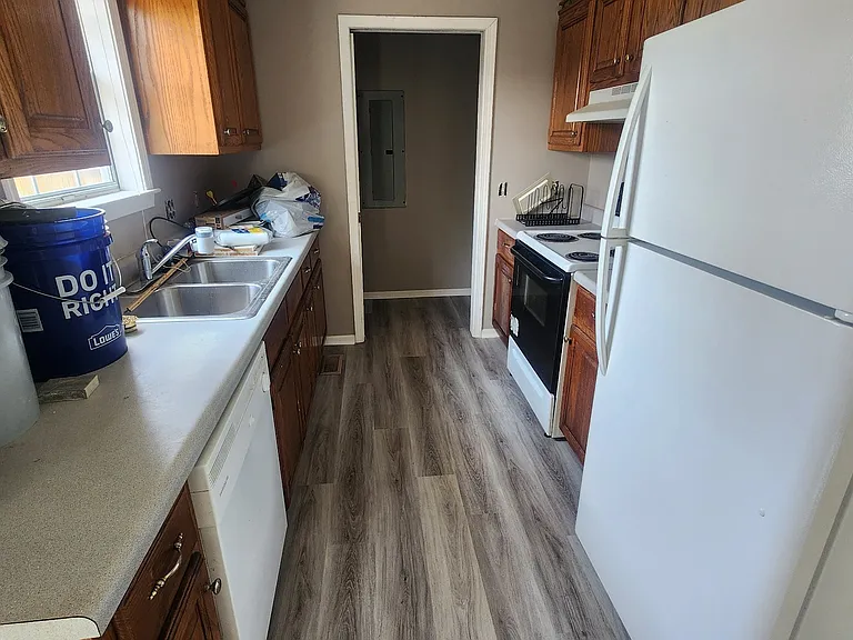 610 N Greenwood Ext — Photo 17