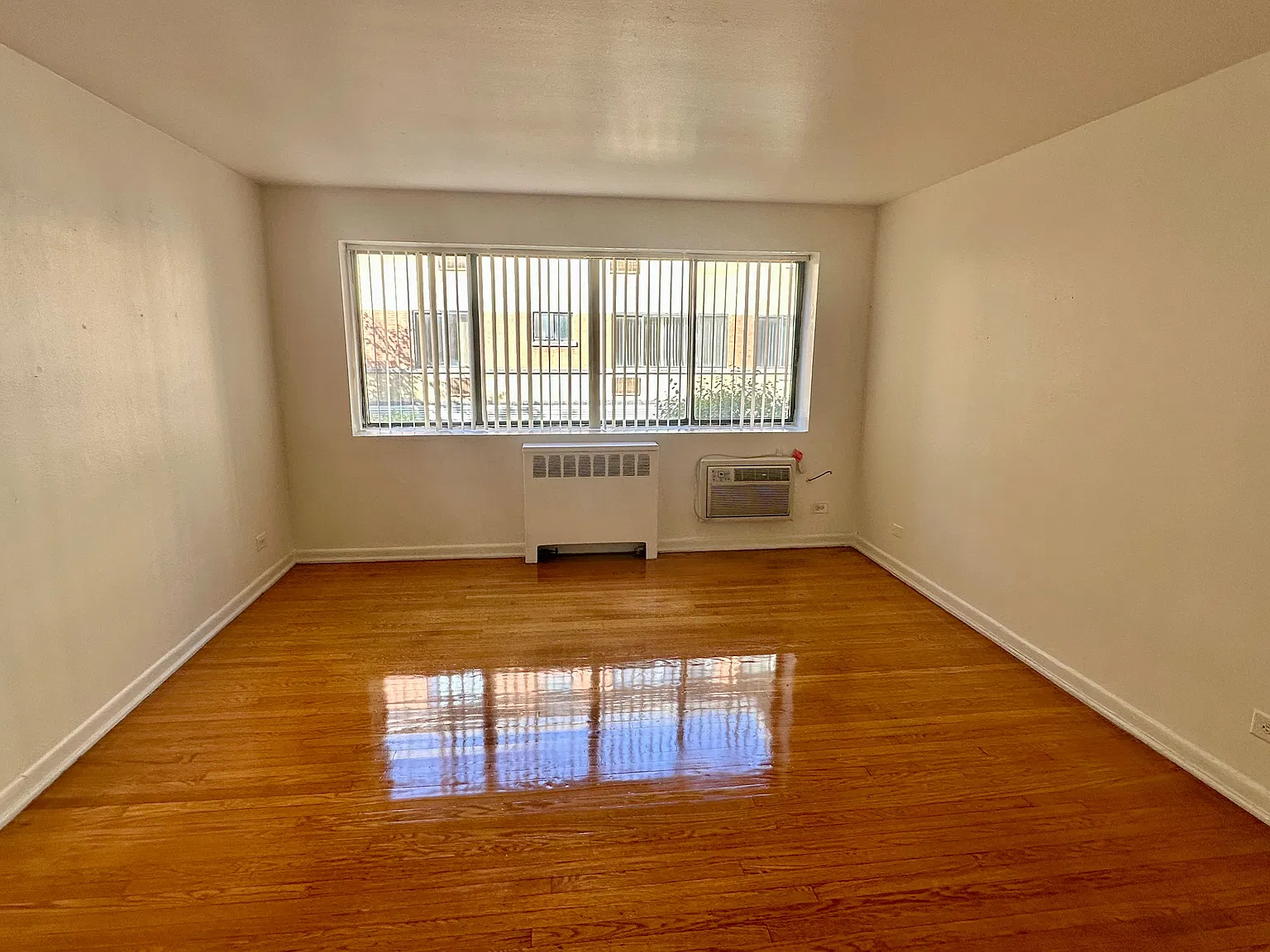 2 bed, 1.0 bath, $1,875 — Photo 1