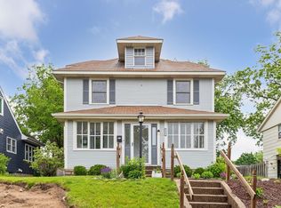 209 7th Ave N, Hopkins, MN 55343