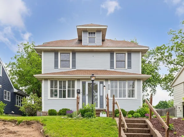 209 7th Ave N, Hopkins, MN 55343