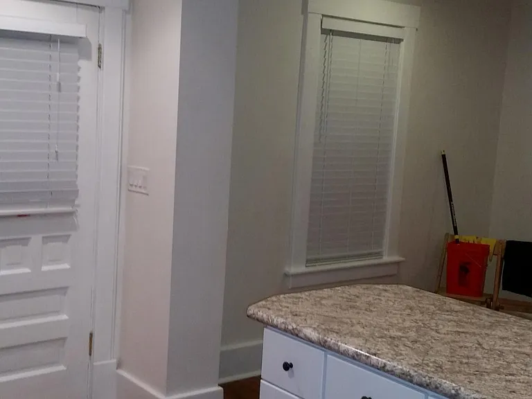 1217 Rankine Ave — Photo 2