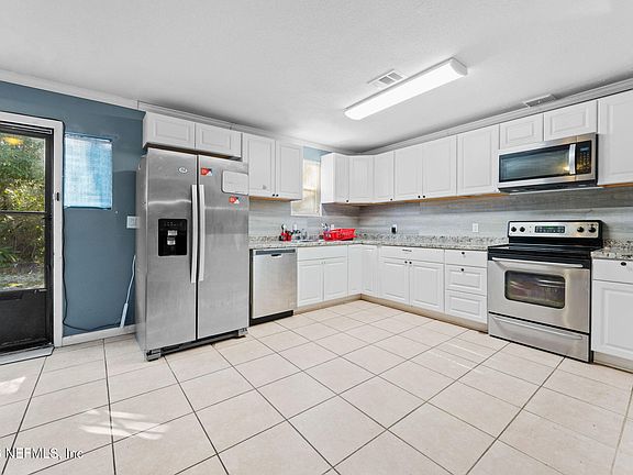 5th image of 7988 WAXWING Avenue