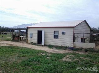 1300 Calix Dr, Graceville, FL 32440