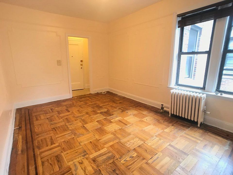 2nd image of 4318 39th Pl APT 49