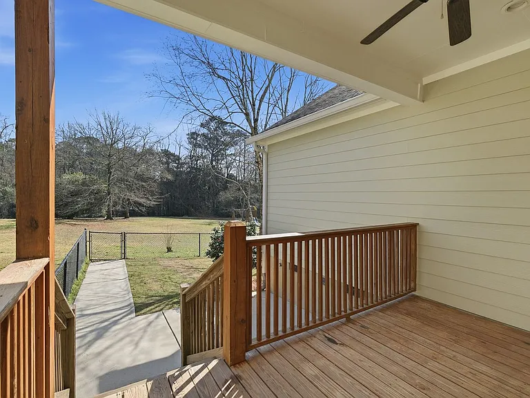 374 Cherry St — Photo 18