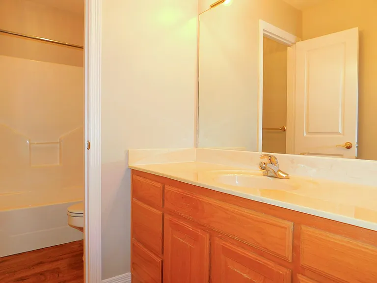 502 Hillcrest Ln — Photo 27