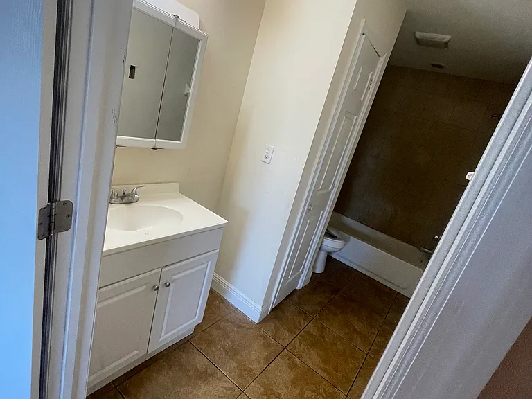 408 Piper Ave — Photo 8