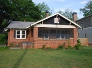 1028 E Lake Dr, Decatur, GA 30030