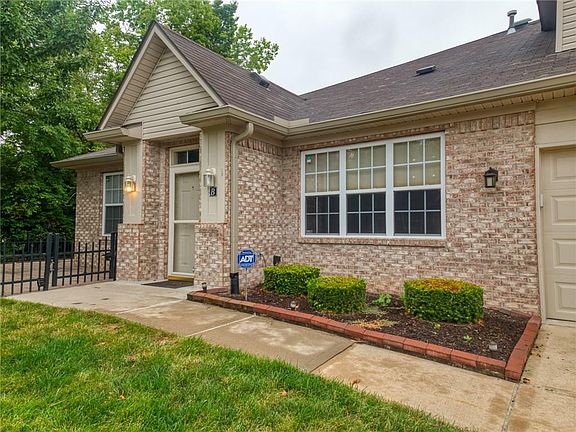 4th image of 6872 Park Square Dr B