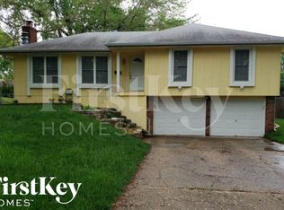 506 Hargis Ln, Belton, MO 64012