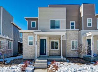 593 S Pitkin Ct, Aurora, CO 80017