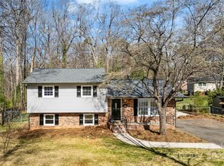 1438 Ridgewood Dr, Gastonia, NC 28054