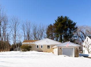 9 Marlboro St, Exeter, NH 03833