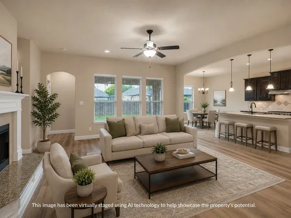 437 Whispering Willow Dr, Midlothian, TX 76065