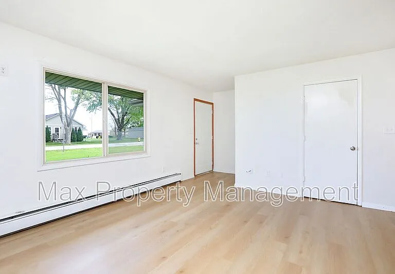500 Laurel St #2 — Photo 7
