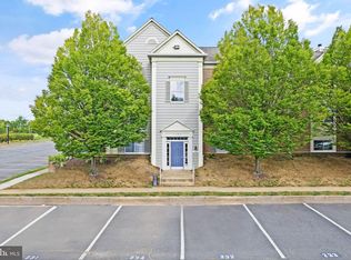 1125 Huntmaster Ter NE UNIT 101, Leesburg, VA 20176