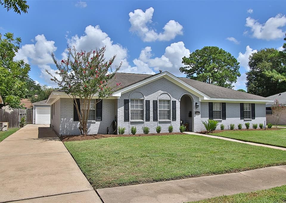 1st image of 6022 Birchmont Dr