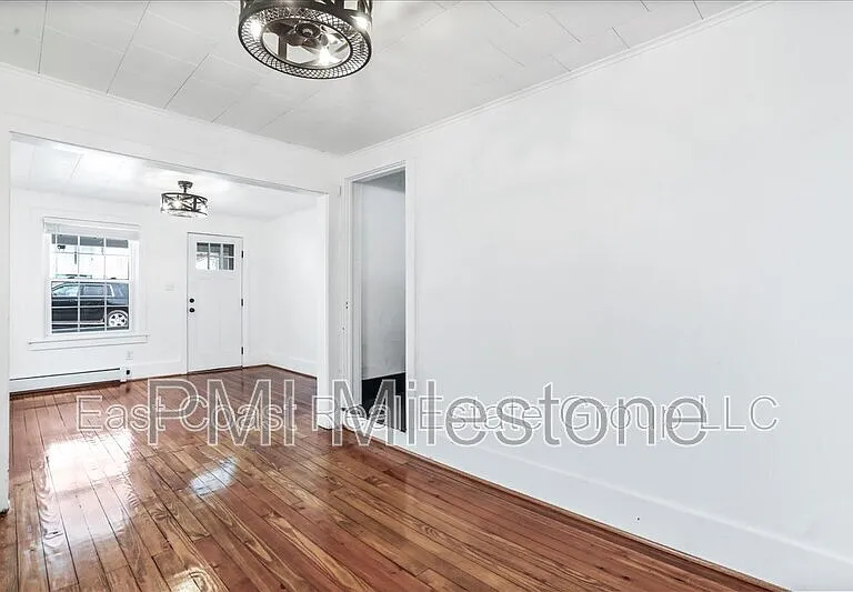 16 Woods Ln — Photo 9