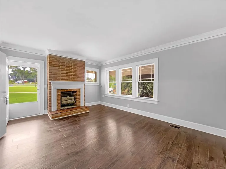 2794 Lake Harbin Rd — Photo 6