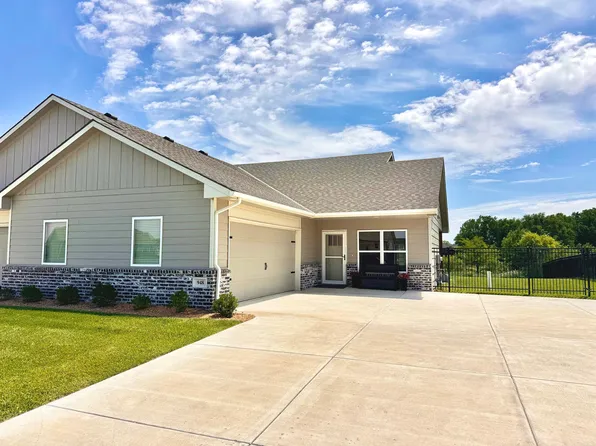 948 N Cloverleaf St, Goddard, KS 67052
