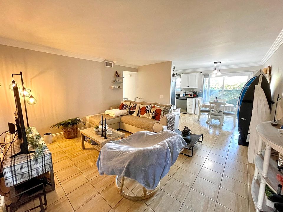 1st image of 156 Avenida Descanso Unit D