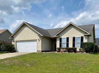 1438 Oldstead Dr, Fayetteville, NC 28306