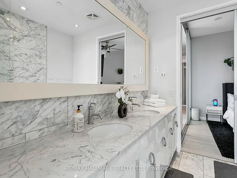 90 Park Lawn Rd #Penthouse 3101 — Photo 26