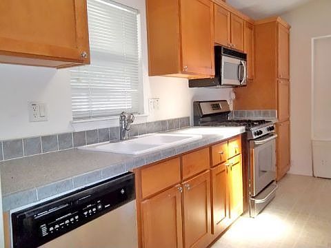 2nd image of 4901 Green River Rd Spc 76