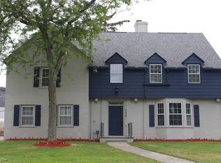 3136 Sebor Rd, Shaker Heights, OH 44120