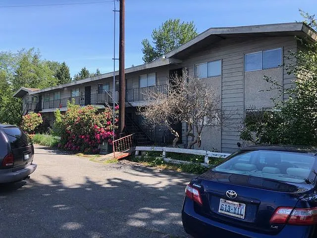 2 bed, 750 sqft, $1,700 — Photo 1