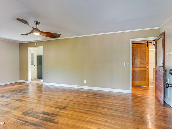 5th image of 105 N 1st Ave