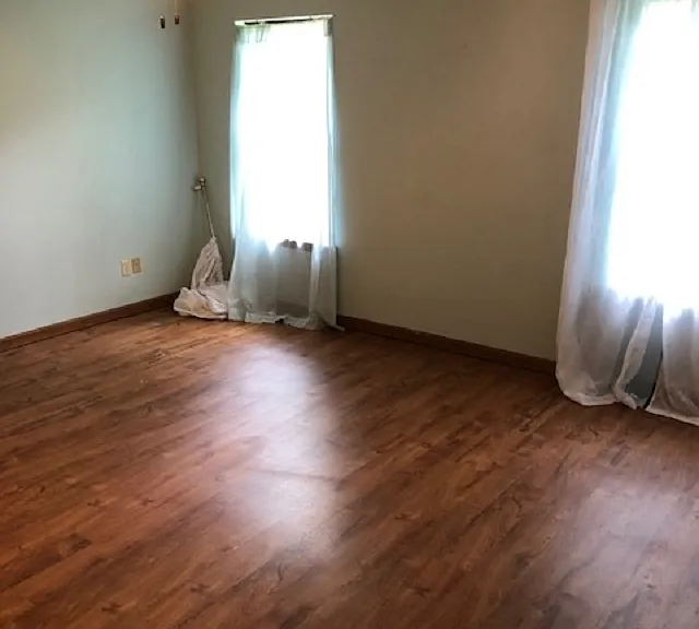 1240 Blockford Ct W — Photo 7
