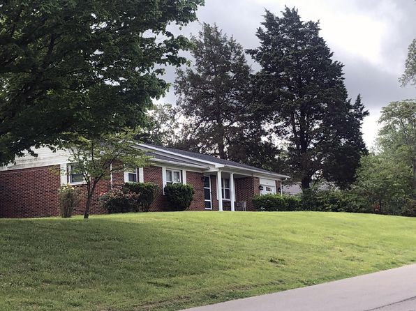603 W Bloomfield Ave, Bloomfield, MO 63825
