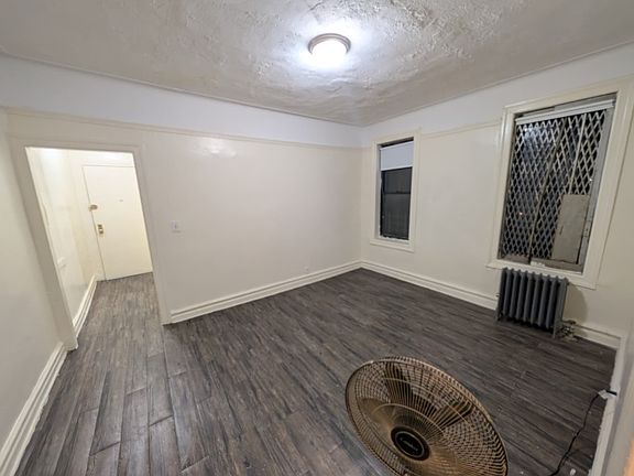 5th image of 1677 Saint Johns Pl APT 5G