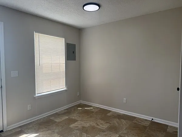 330 Audrea Ln #6 — Photo 6