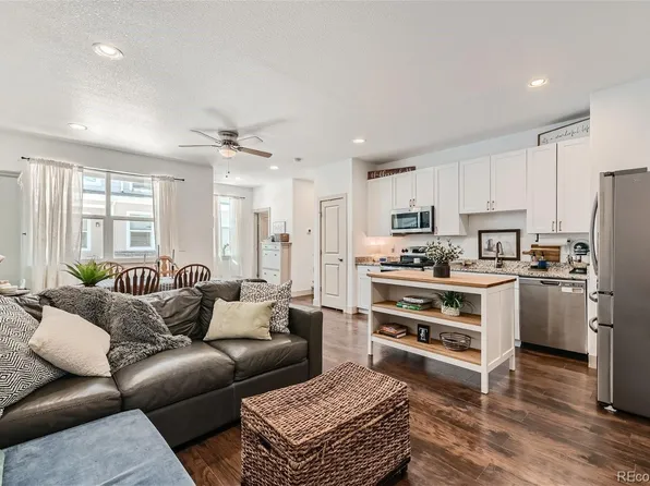 326 S 4th Court, Deer Trail, CO 80105